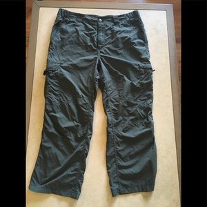 Columbia Omni-Shade Cargo Pants 34W x 25L Green